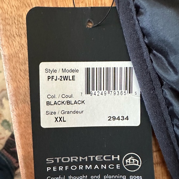 Storm tech packable jacket NWT 2xl black, inside pocket. - Picture 2 of 6